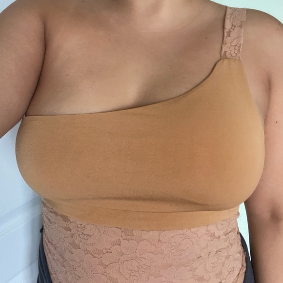 nude one shoulder lace crop top - Picture 6 of 6